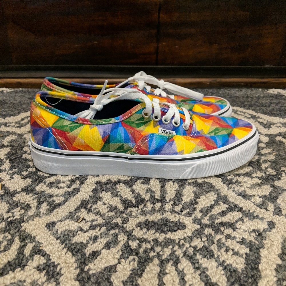 Vans Rainbow Geometric Shapes Size 8